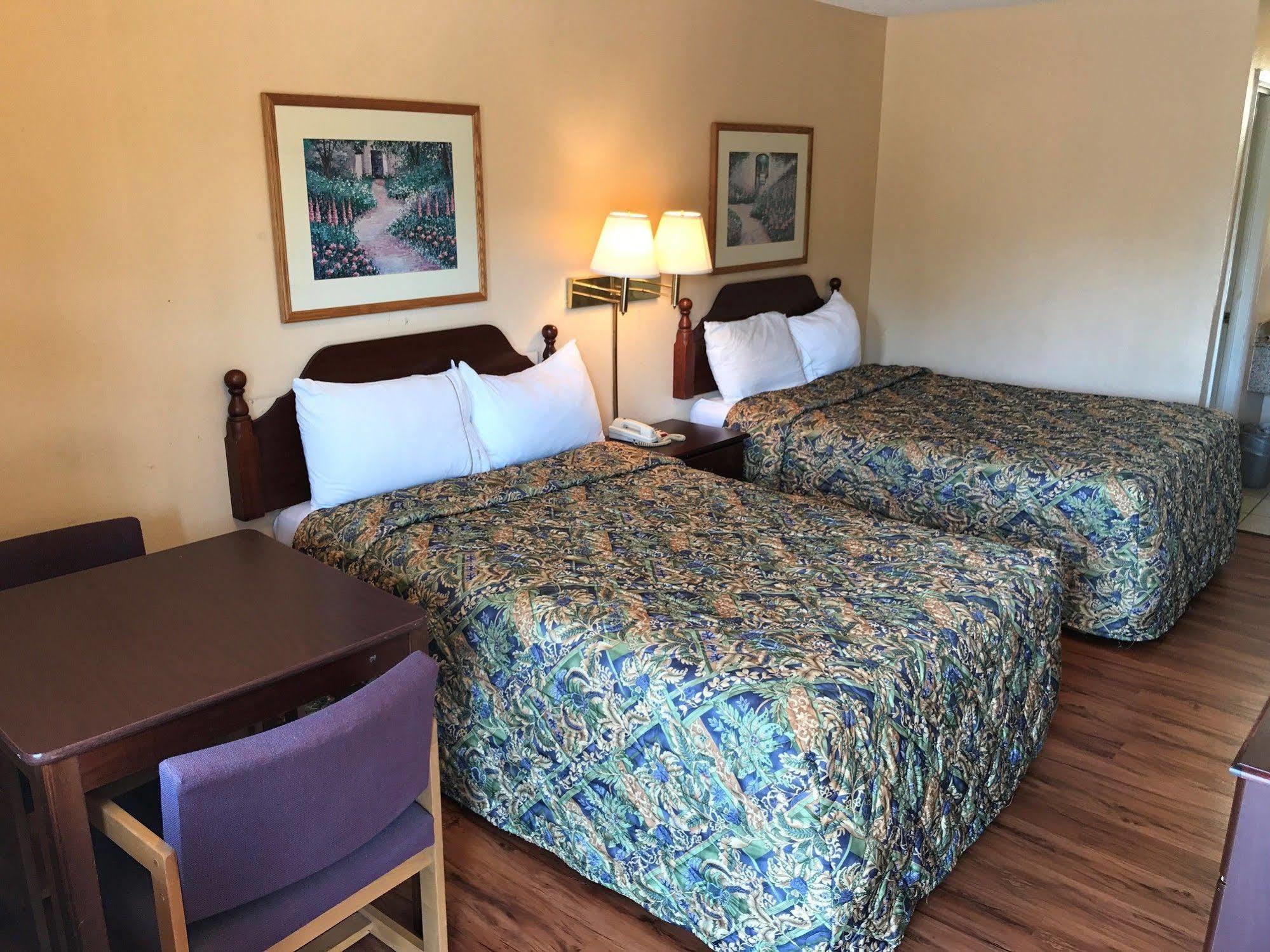 Motor Inns Of America Madisonville Экстерьер фото