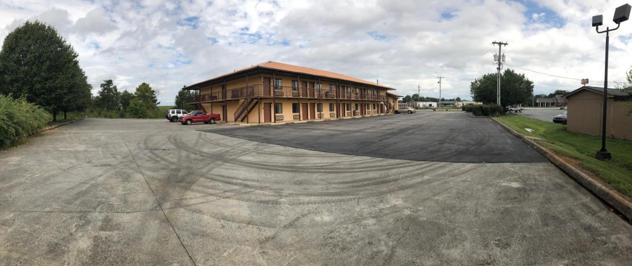 Motor Inns Of America Madisonville Экстерьер фото
